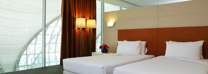 DELUXE ROOM 6 HOURS Miracle Transit Hotel  Bangkok