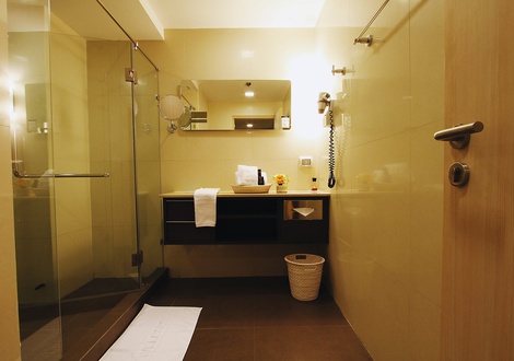 Bathroom Miracle Transit Hotel (Temporarily Closed)  Bangkok