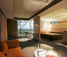Spacious rooms Miracle Transit Hotel 
